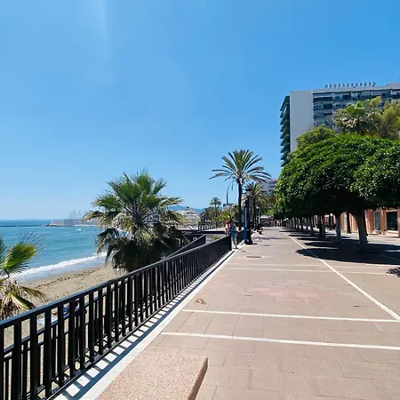 公寓 On The First Line Of The Sea With A View And Free Parking