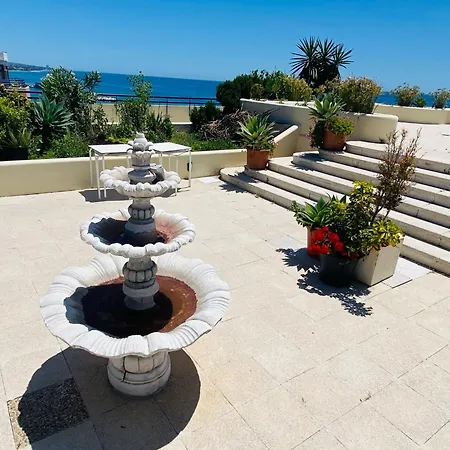 公寓 On The First Line Of The Sea With A View And Free Parking